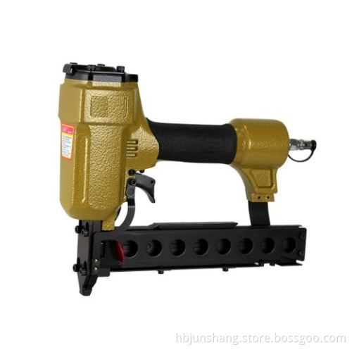 Staple Gun 440kb